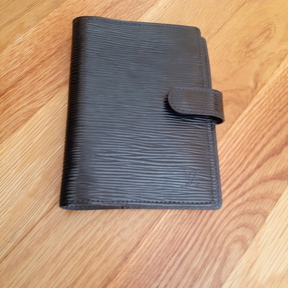 Louis Vuitton Handbags - Louis Vuitton Black Taiga Leather Agenda PM Wallet Black Louis Vuitton